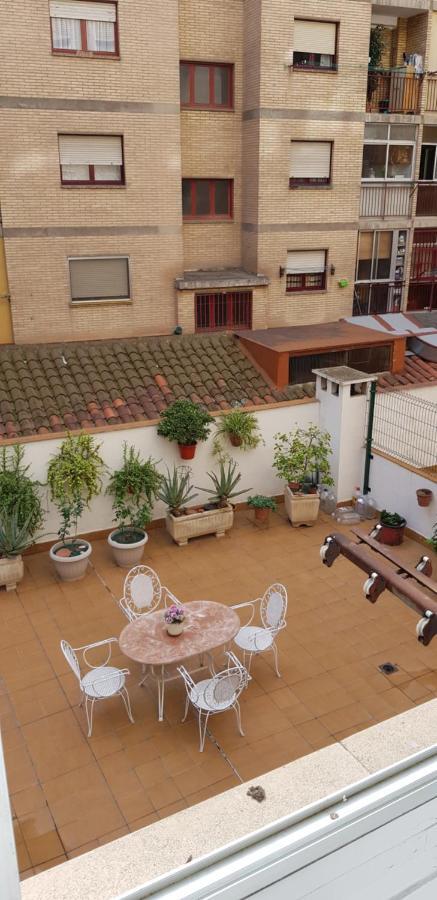 La Parada De Echegaray Saragoça Exterior foto